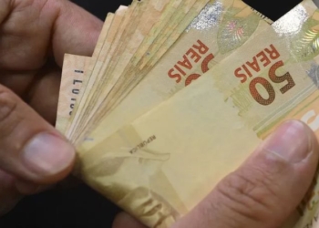 Desenrola renegocia quase R$ 2,5 bilhões e limpa 3,5 milhões de nomes, diz Febraban