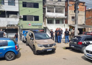 Duas mulheres são encontradas mortas dentro de casa em bairro de Salvador