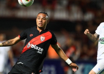 Vitória pode ter seis reforços para jogo contra o Atlético-GO