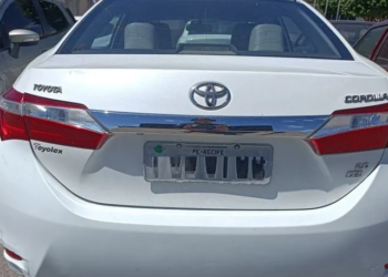 Veículo de luxo roubado em Pernambuco é recuperado na Bahia