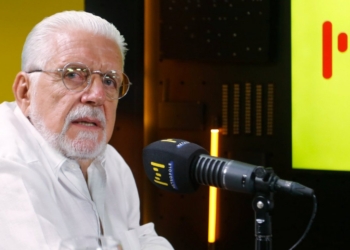 Não tem uma fada pirim pim pim que vai chegar com a vara mágica e resolver, diz Wagner sobre violência na Bahia