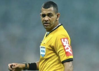 CBF define arbitragem de Coritiba x Bahia para a 23ª rodada