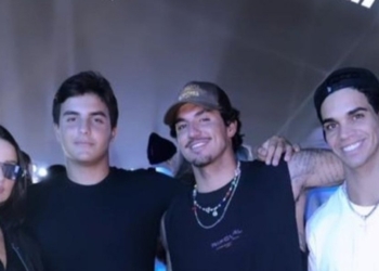 Filho de Ivete Sangalo curte festival de música com famosos