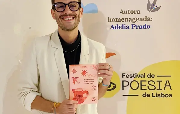 Poeta baiano Vitor Andrade é finalista no concurso do Festival de Poesia de Lisboa