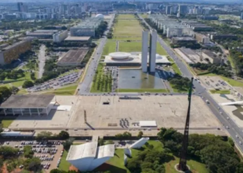 Semana tem patriotas no banco dos réus, posse de novos ministros, minirreforma eleitoral e CPIs chegando ao fim