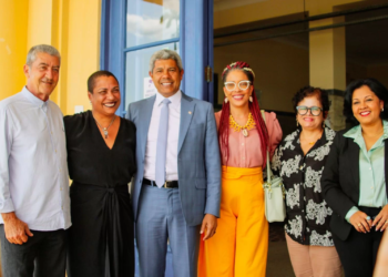 Jerônimo Rodrigues Prestigia Transmissão de Cargo da Nova Reitora da Universidade Federal do Recôncavo da Bahia