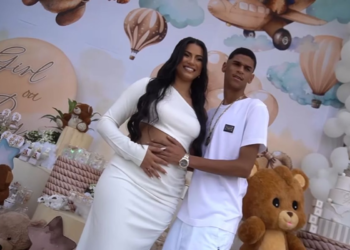 Grávida, namorada de Luva de Pedreiro rebate acusações de ‘interesseira’