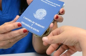 Salvador está entre os 10 municípios brasileiros que mais geraram emprego em 2023