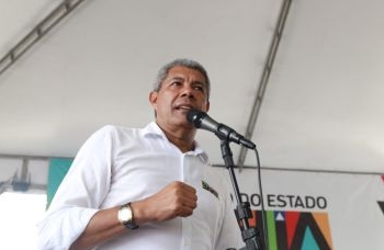 Jerônimo Rodrigues lamenta morte de médico baiano executado no Rio de Janeiro
