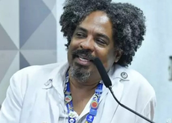 Ministério da Saúde demite Andrey Lemos após vídeo vazado