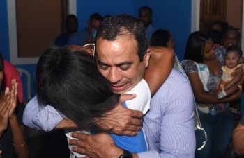 Prefeitura de Salvador entrega 200 casas reformadas pelo Morar Melhor