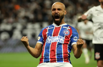Bahia atropela Corinthians e dorme fora do Z4 do Brasileiro
