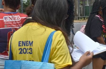 Prazo para solicitar reaplicação do Enem 2023 começa nesta segunda