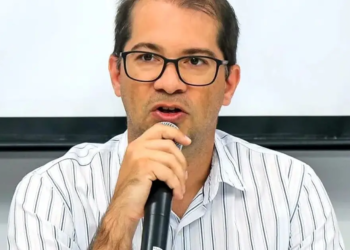 Prefeito baiano libera venda de 20 imóveis públicos e vereador questiona lei