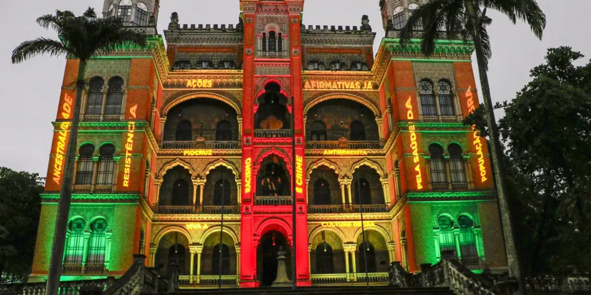 Fiocruz lança cartilha e campanha de saúde em favela