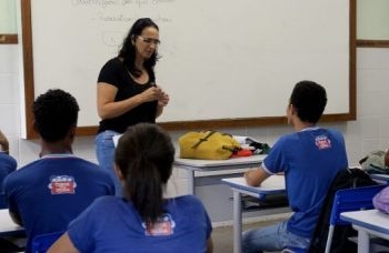 Estado convoca 747 professores e coordenadores pedagógicos
