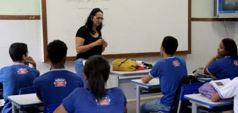 Estado convoca 747 professores e coordenadores pedagógicos