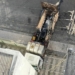 Caminhão perde controle e invade prédio no bairro da Pituba, em Salvador