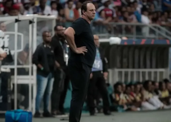 Brasileirão chega à última rodada com 49 técnicos diferentes e apenas cinco mantidos