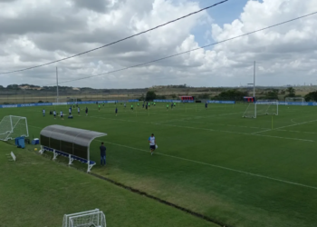 Elenco do Bahia se reapresenta com novidades de olho no Barcelona