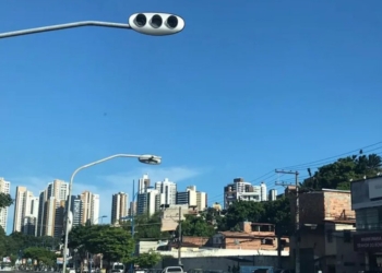 Comerciantes alegam ser obrigados a pagar ‘taxa de segurança’ para traficantes