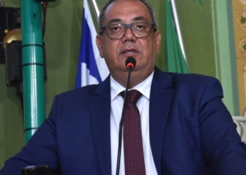 Câmara de Salvador retomará atividades legislativas na sexta, diz Carlos Muniz