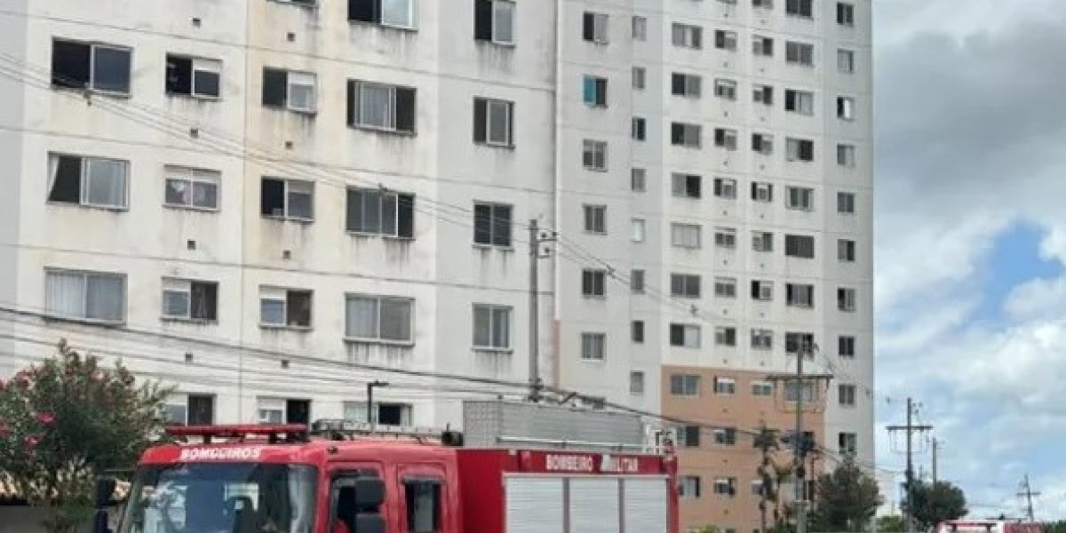 Prédio é atingido por incêndio em condominio no bairro de Piatã