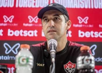 Vitória relaciona somente 2 titulares para enfrentar o Jequié