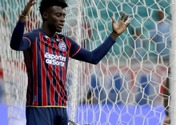 Bahia empresta Chávez para o Lens, da França