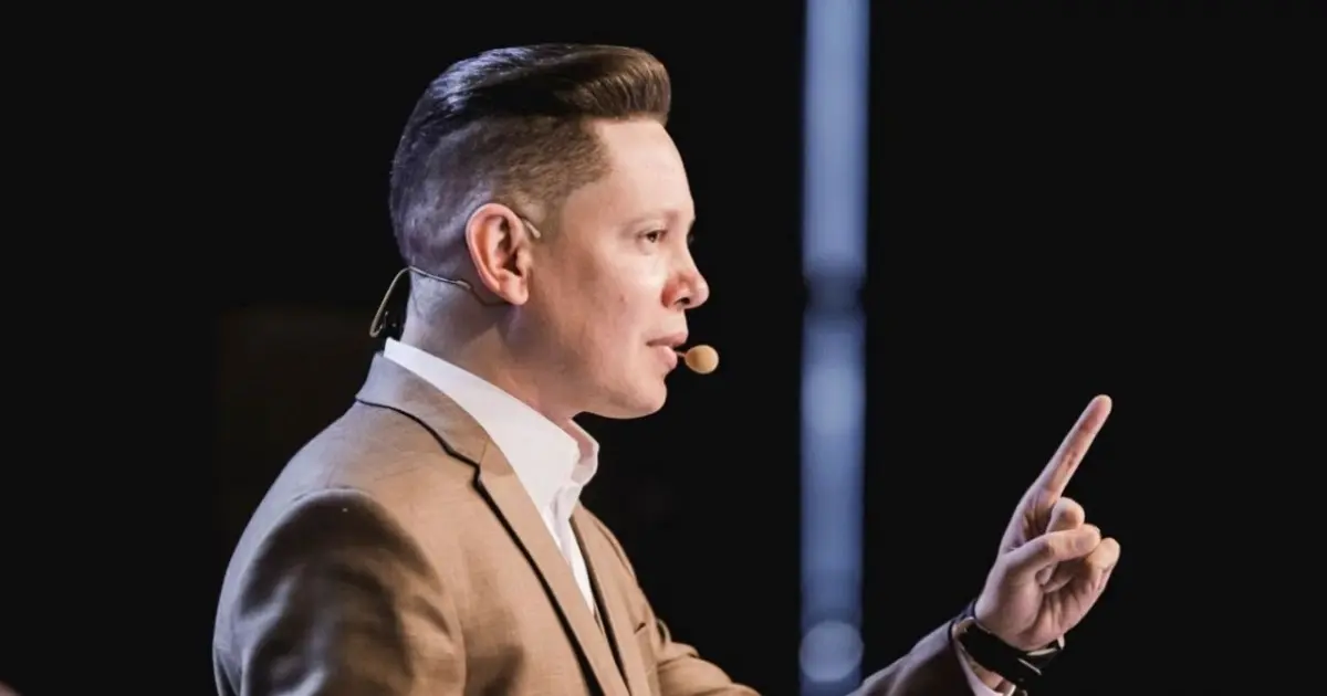 Bispo Bruno Leonardo alcança marco histórico no YouTube e segue impactando vidas