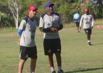 Betinho elogia atuação do Barcelona de Ilhéus na vitória sobre o Jequié: “Baita de um jogo tático”