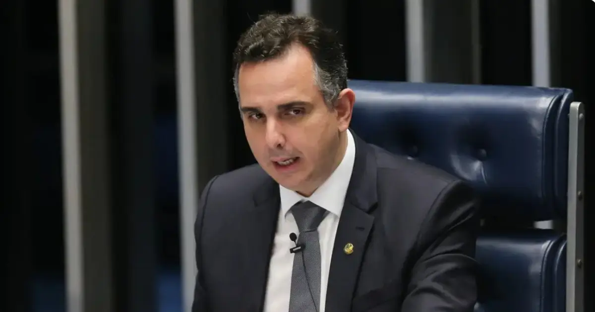 Senado justifica pedido de destruição de provas em celular, diz colunista