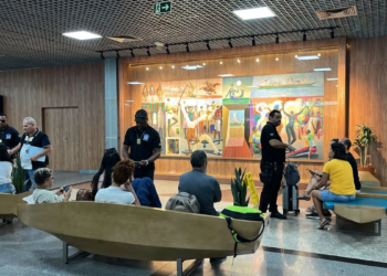 Procon-BA fiscaliza aeroporto de Salvador em ação nacional