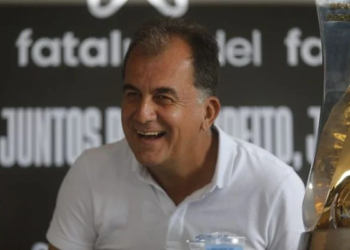 Fábio Mota confirma novo ponta no Vitória: ‘Estava jogando Série A’