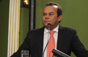 PT aprova resolução em apoio à pré-candidatura de Geraldo 