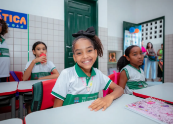 Ano letivo é iniciado na rede municipal de ensino em Camaçari