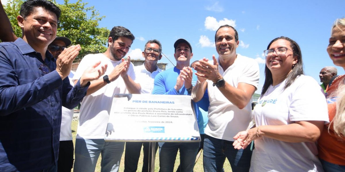 Prefeitura entrega píer, contenções de encosta, praças e quadra na Ilha de Maré
