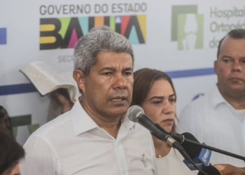 Jerônimo abre suplementação de R$ 421 milhões em orçamento