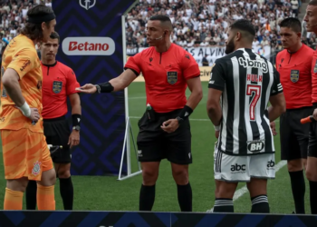 CBF retira três árbitros dos próximos jogos do futebol brasileiro, diz colunista