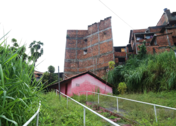 Prefeitura determina desapropriação de imóvel que ameaça terreiro