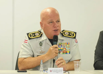 Comandante geral da PM critica soltura de homem que pulou de ferry