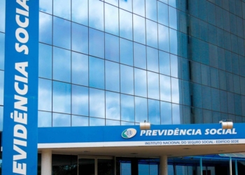 INSS paga segunda parcela do 13º salário para quem recebe acima do mínimo