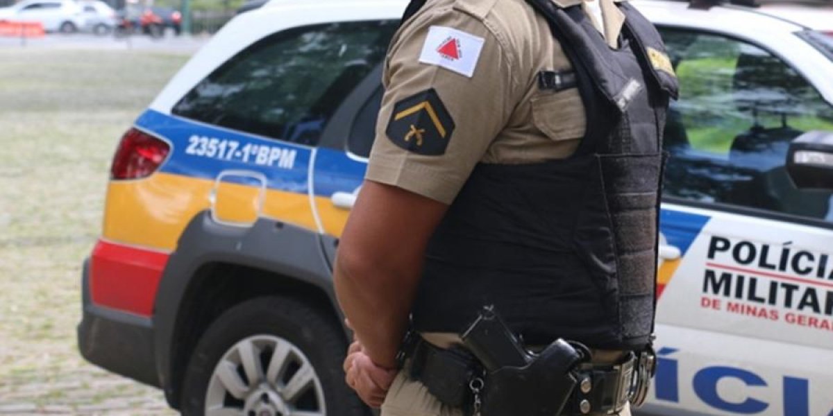 Homem destrói parte de loja de celulares após não gostar do serviço