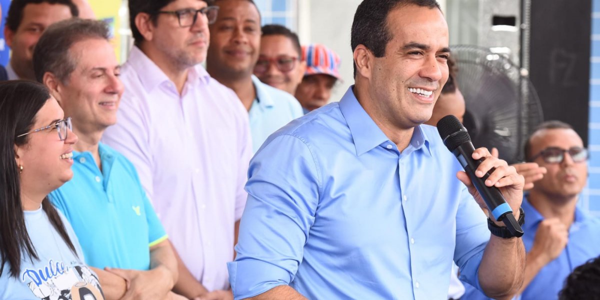 Bruno Reis anuncia antecipação do salário de servidores municipais