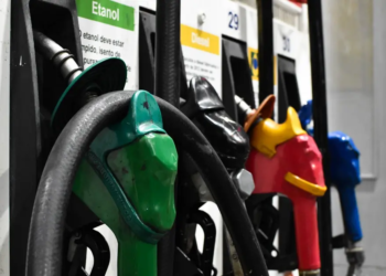 Gasolina tem redução de 4% a partir desta sexta-feira em toda a Bahia