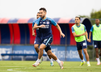 Sem jogos na semana, Bahia faz treino tático no CT Evaristo de Macedo