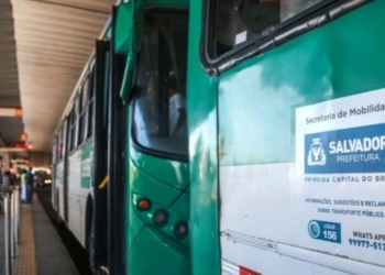 Ônibus voltam a circular no bairro de Santa Mônica após troca de tiros