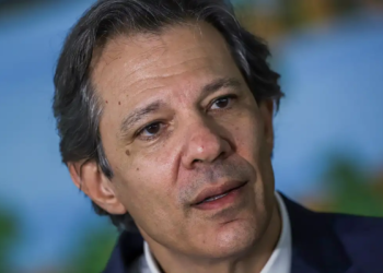 Lula determina cumprimento de arcabouço fiscal, diz Haddad