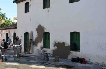 Suspeito de matar mulher em briga no Rio Vermelho é preso