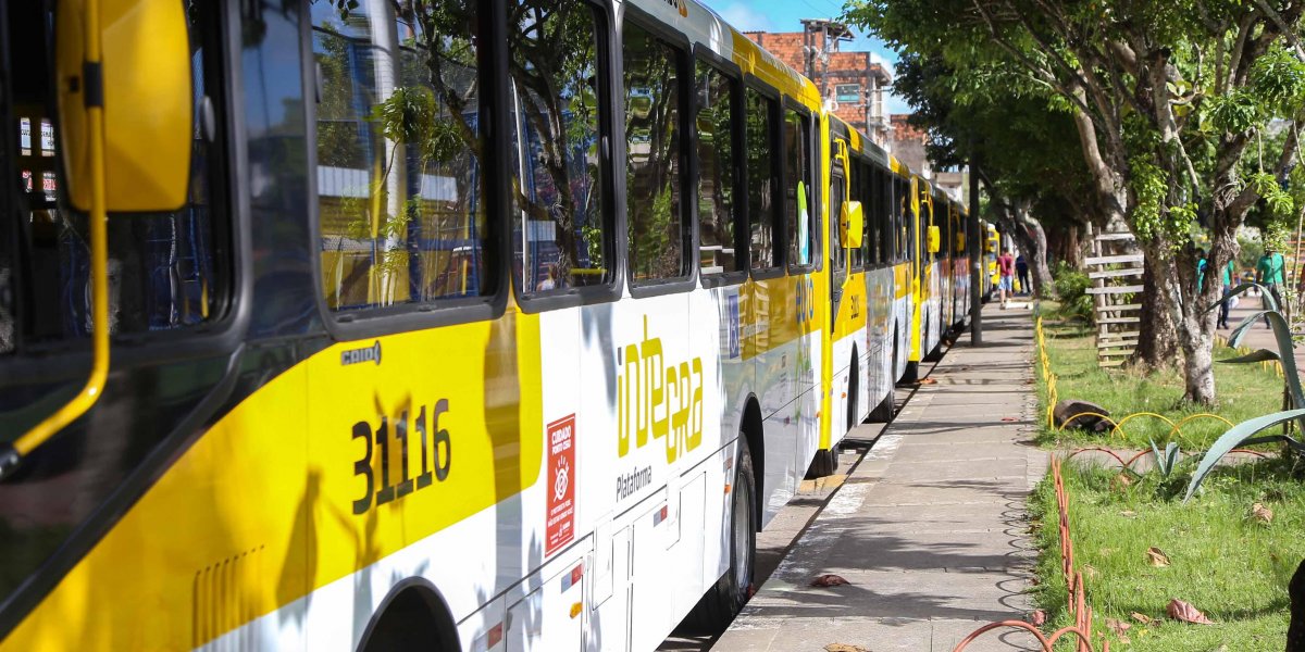 Moradores de três bairros de Salvador ganham nova linha de ônibus